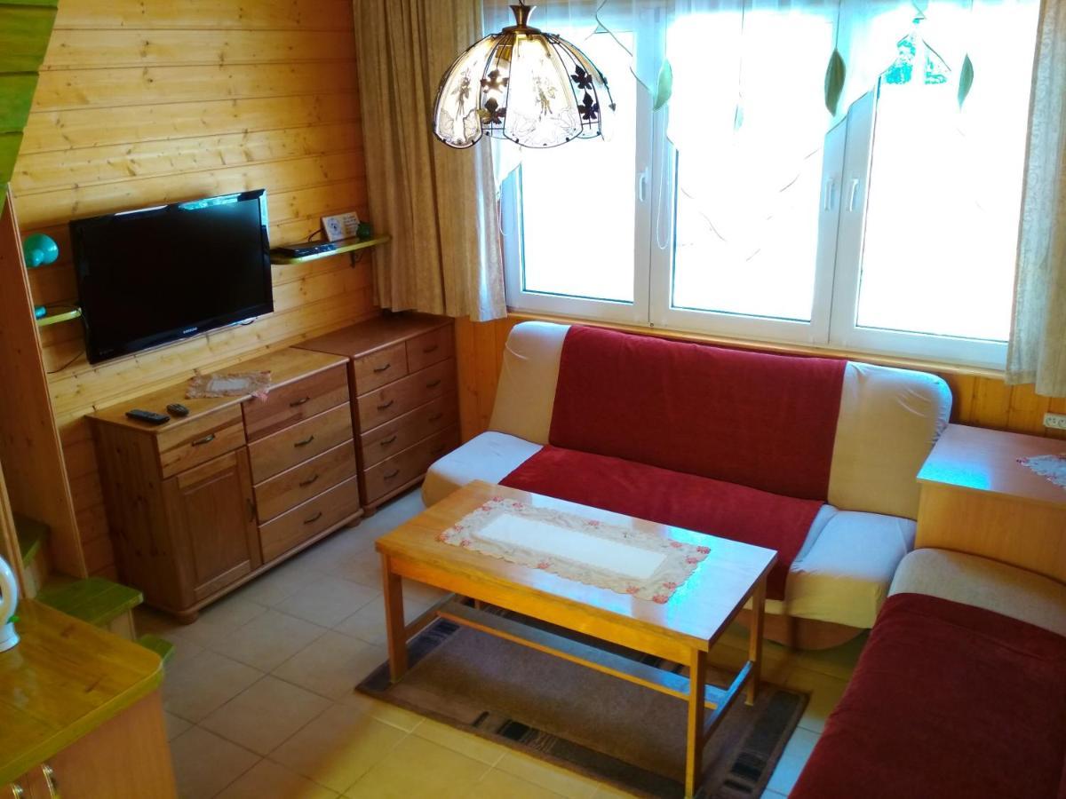 Pepasowka Chatka Puchatka Łukęcin Buitenkant foto