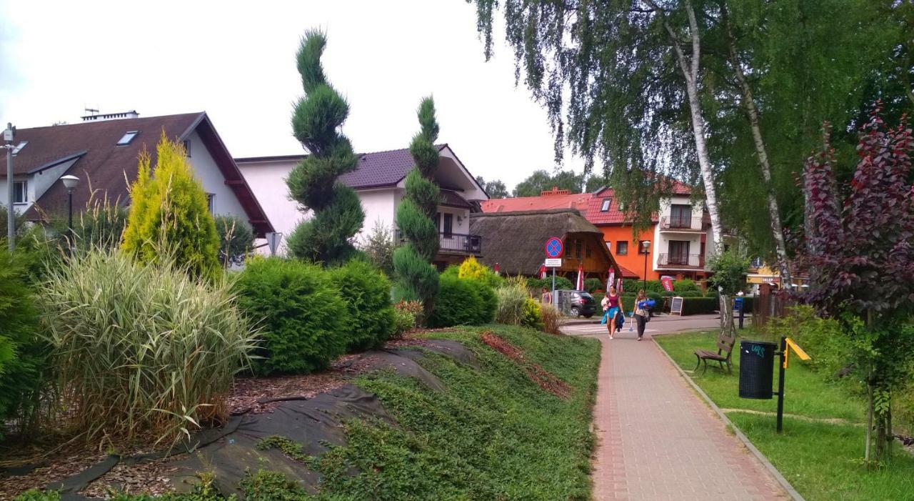 Pepasowka Chatka Puchatka Łukęcin Buitenkant foto