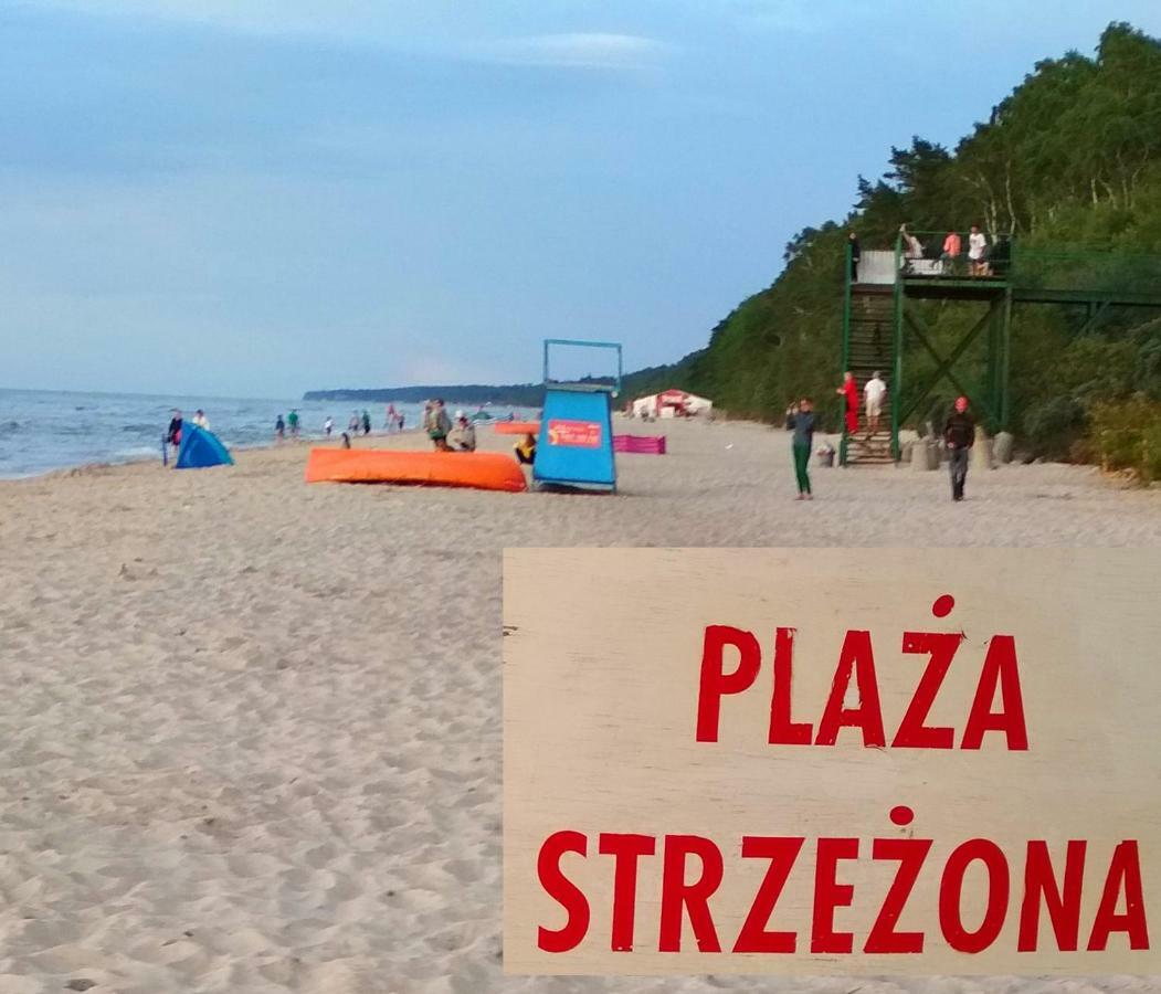 Pepasowka Chatka Puchatka Łukęcin Buitenkant foto